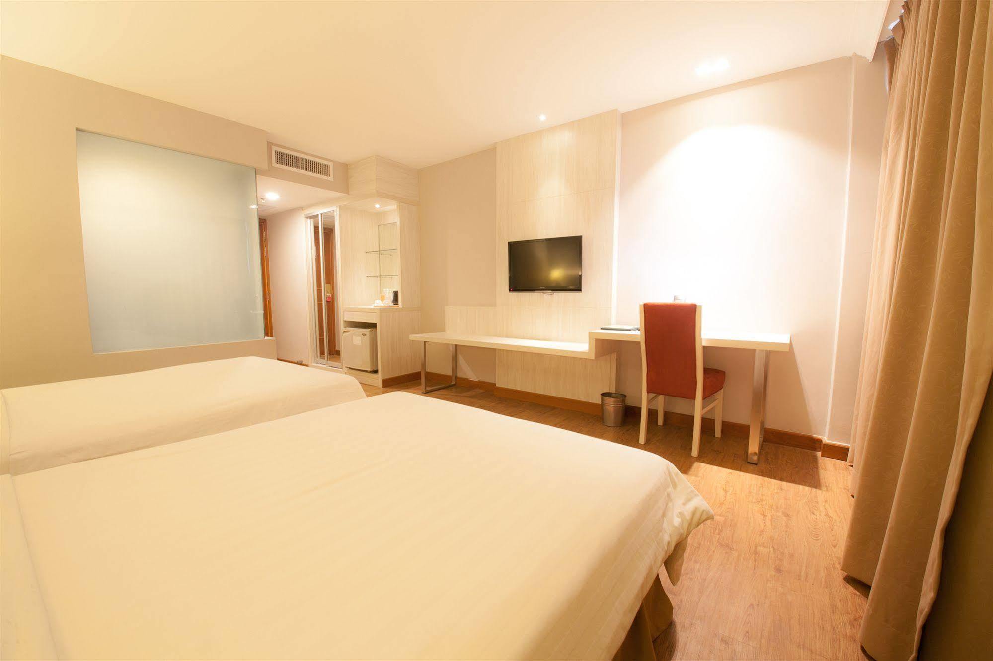 Hotel Malaysia George Town Zewnętrze zdjęcie