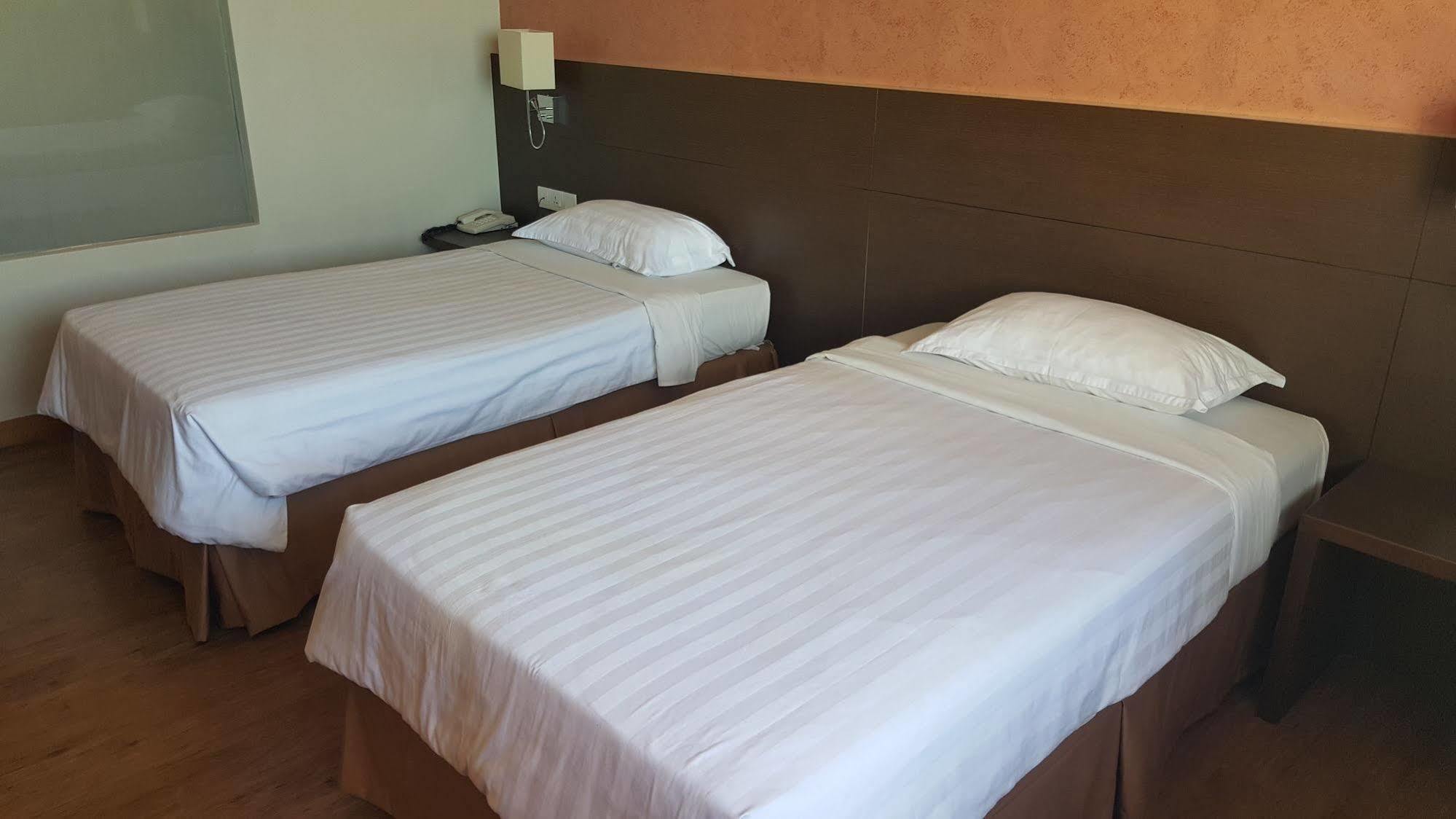 Hotel Malaysia George Town Zewnętrze zdjęcie
